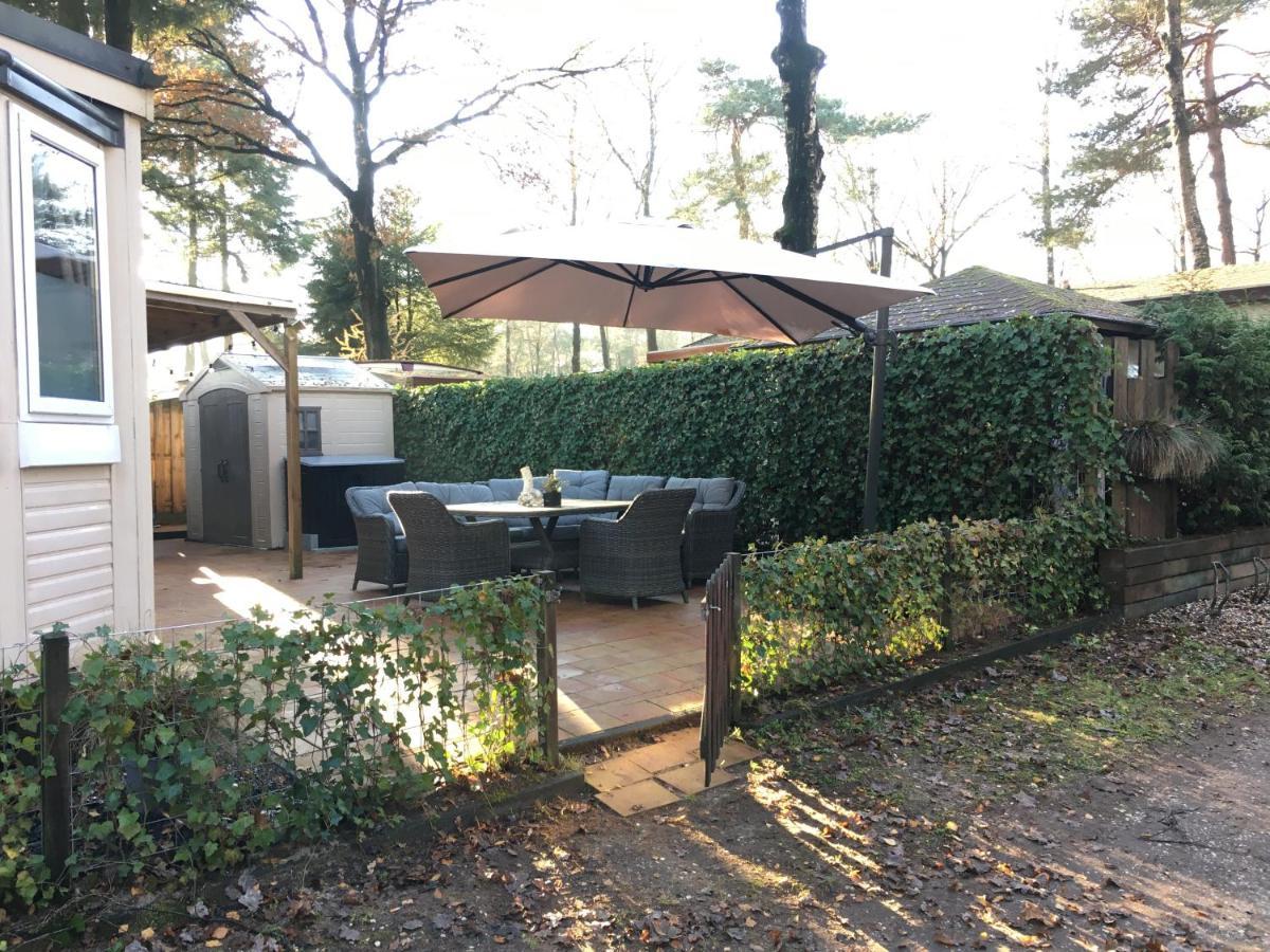 Prachtige Luxe Chalet Op De Veluwe Nabij Гундерло Екстер'єр фото